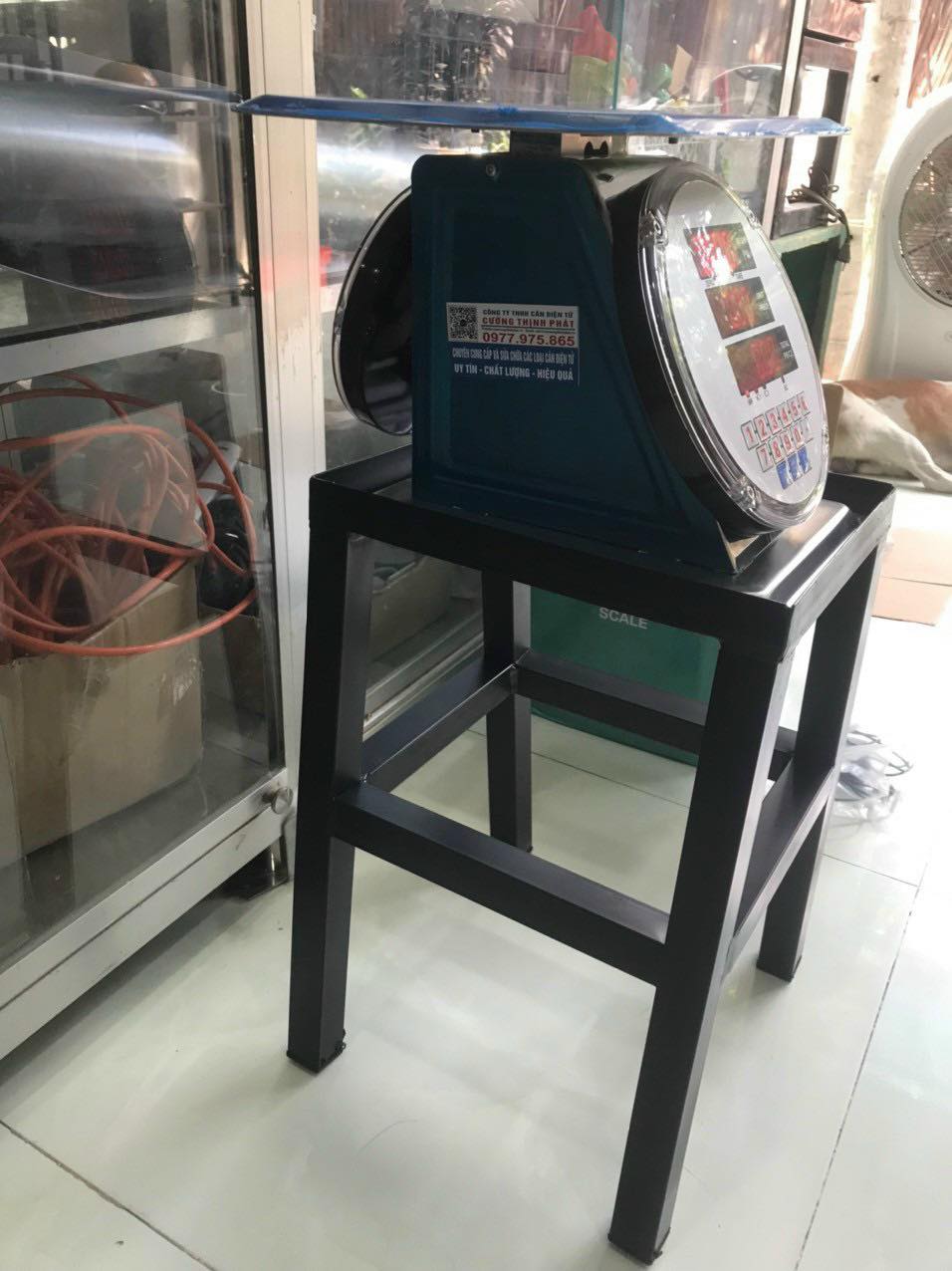 Cân điện tử dạng lò xo 60kg + Chân đế 40cm