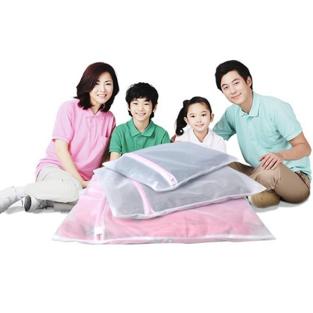 Túi giặt lưới 60*60 Daiso xuất Nhật