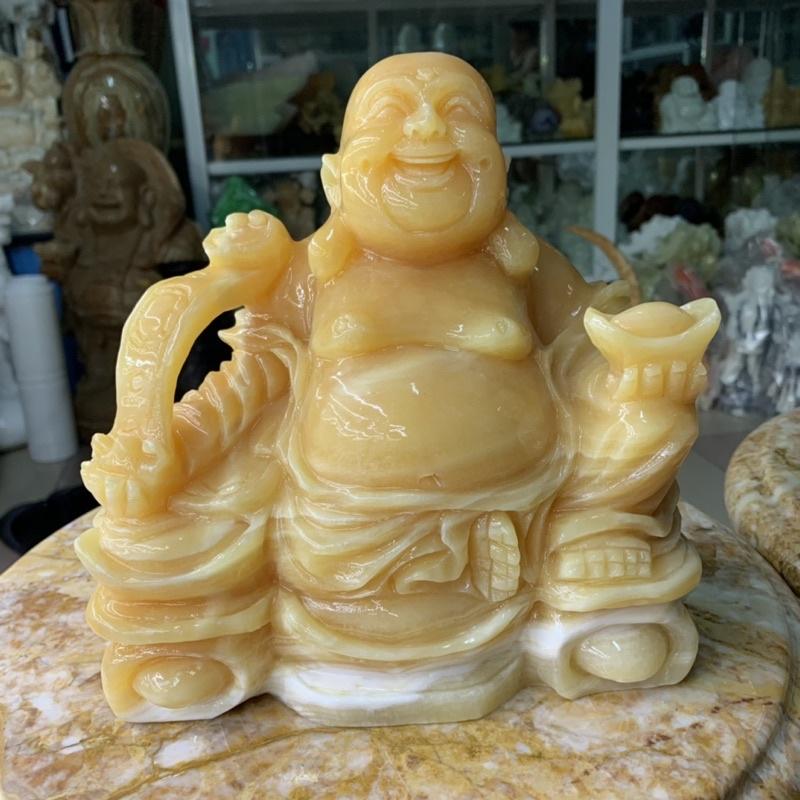 Tượng Cụ Di Lặc Cười Hoan Hỉ Ngồi Trên Thỏi Vàng Và Đồng Tiền Đá Ngọc Hoàng Long - cao 20cm