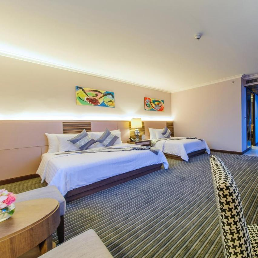 Gói 3N2D Tại The Berkeley Pratunam Hotel 5* Thái Lan. Bao Gồm Ăn Sáng.
