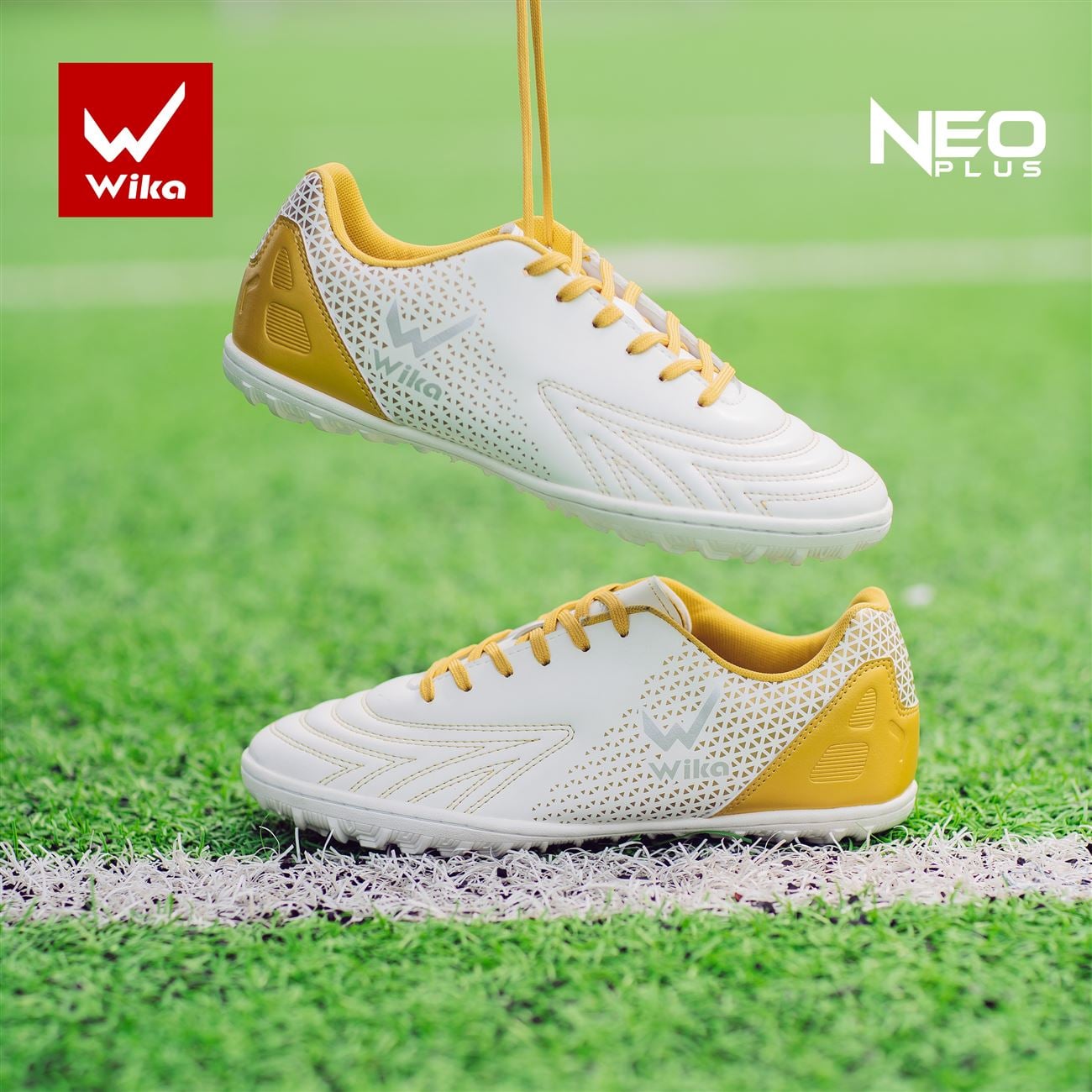 Giày đá bóng sân cỏ tự nhiên, sân cỏ nhân tạo WK NEO PLUS chuyên phủi
