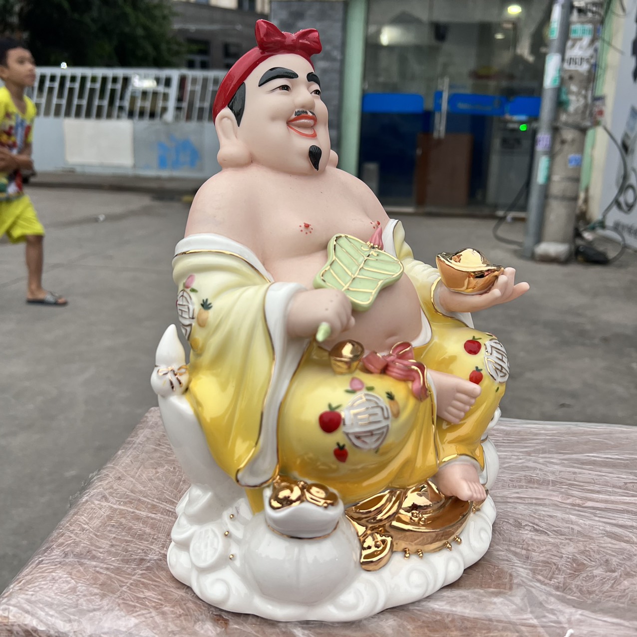 Tượng Thần Tài Thổ Địa sứ đức hóa cao cấp nhập khẩu Đài Loan cao 25cm – VÀNG