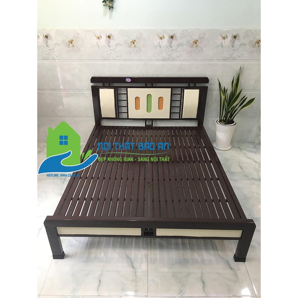 Giường sắt kiểu hộp nhiều kích thước từ 1m đến 1m8 mẫu 06 - Bảo An