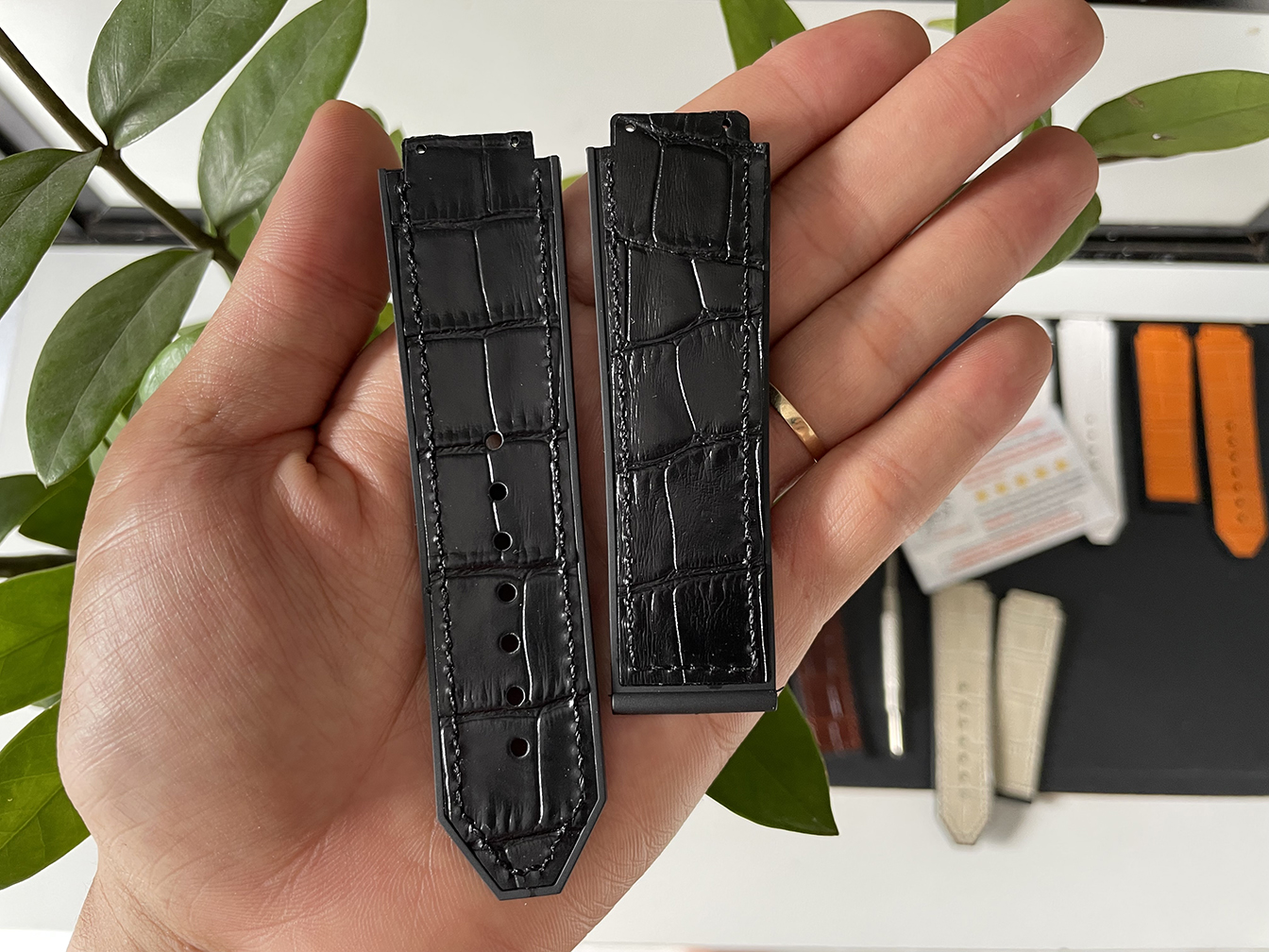 Dây đồng hồ Hublot cho nam size 42 - Dây da Hublot size 19 x 25 x 22mm tặng dụng cụ thay dây