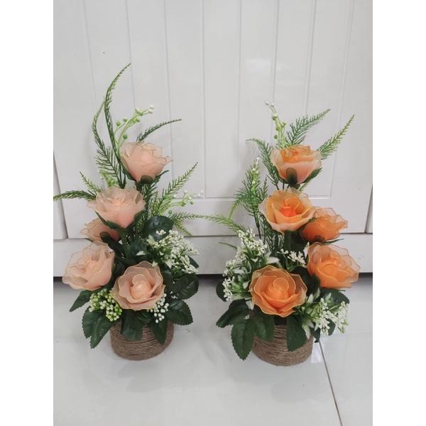 Hoa hồng vải voan cao 35cm .