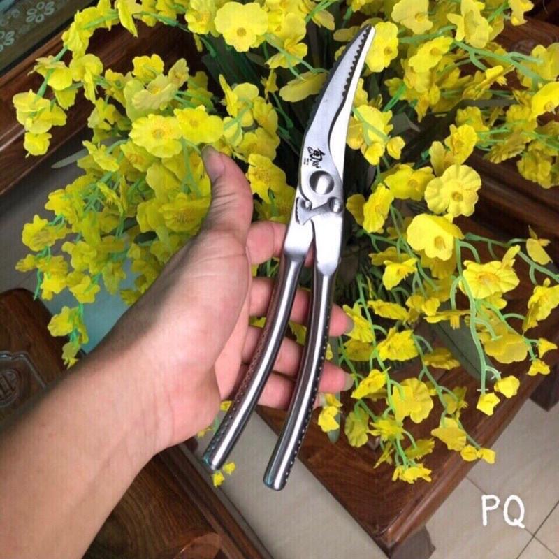 Kéo cắt gà Nhật, hiệu Kai sắc bén, không rỉ, cầm chắc tay, cắt thịt rất ngọt