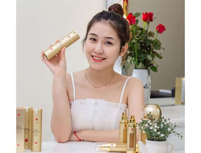Kem chống nắng dưỡng da tế bào gốc thực vật & DNA cá hồi Larian+ , phù với với mọi loại da