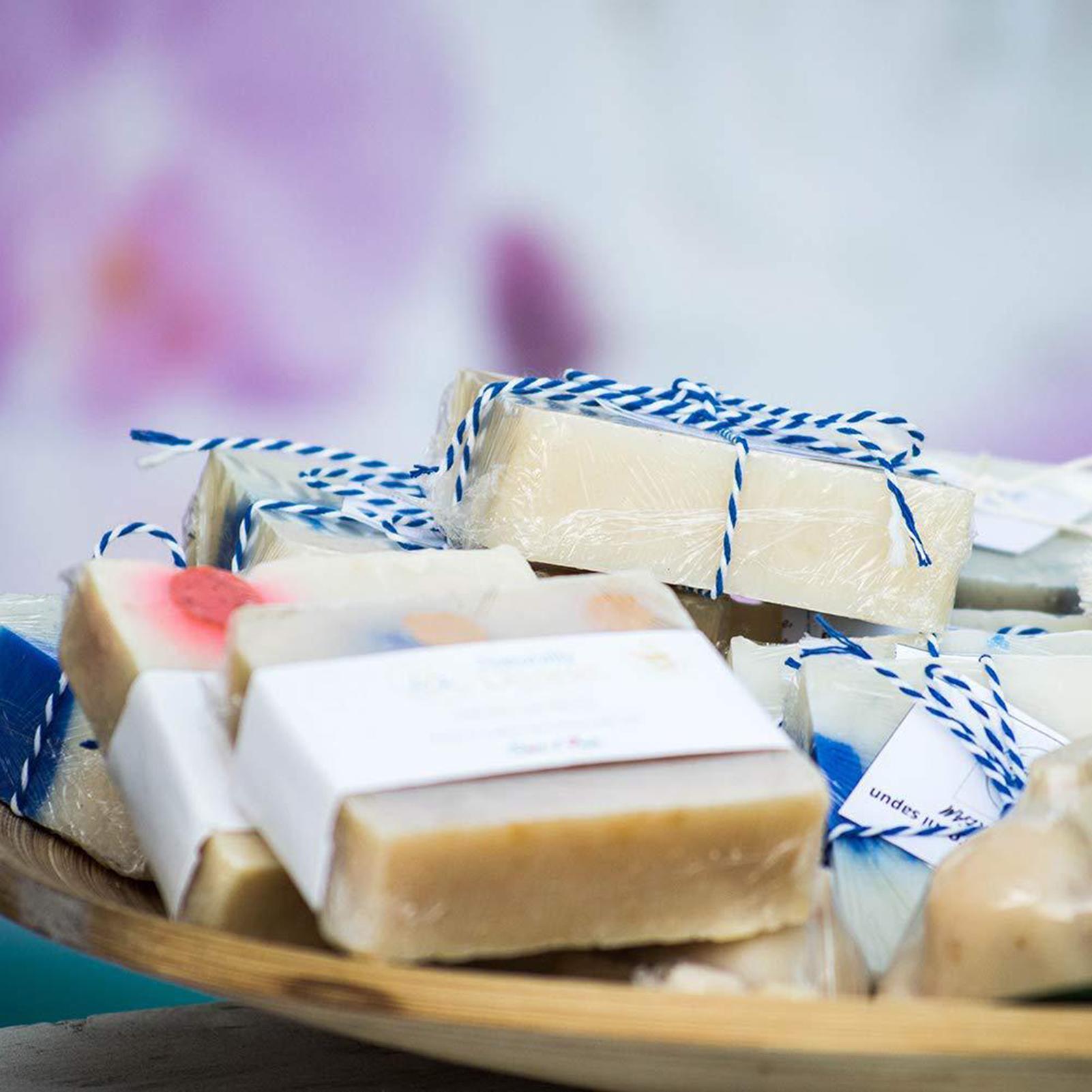 Cuộn vải sợi xoắn 328 feet trang trí quà giáng sinh