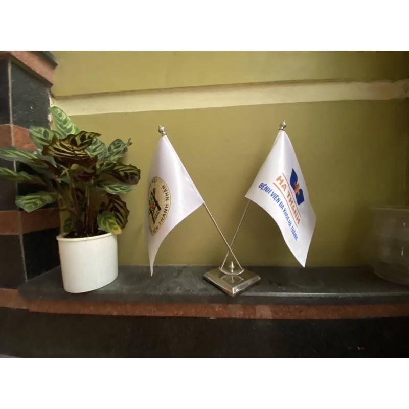 Cờ để bàn trang trí