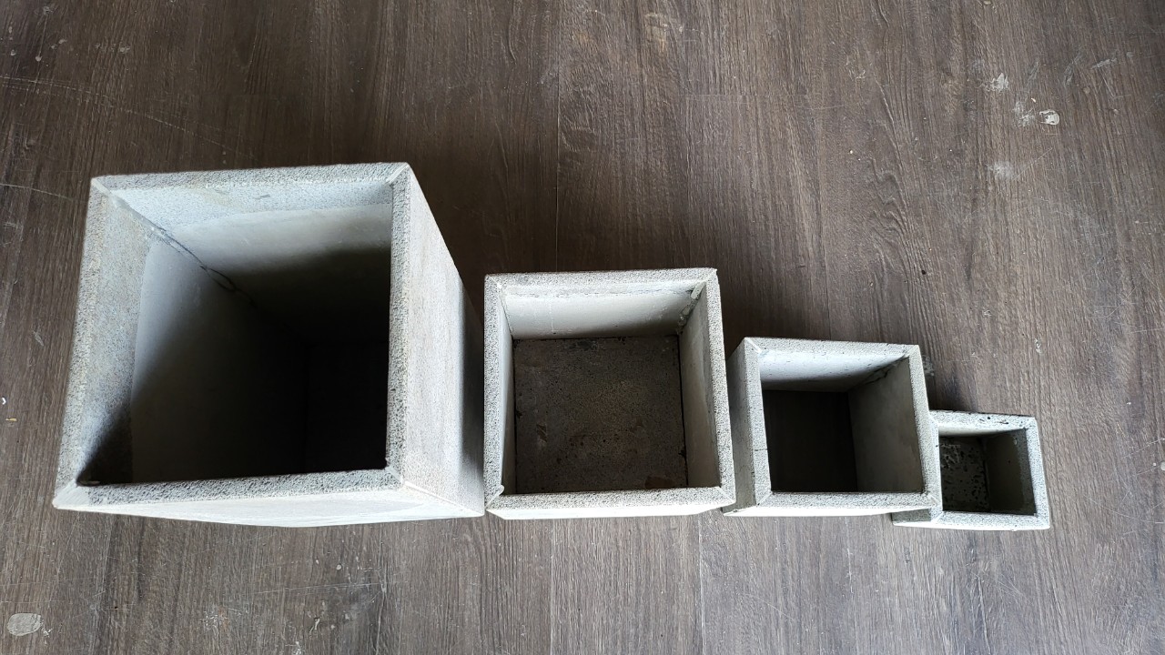 Combo 4 chậu trồng cây ban công hình vuông cao 40cm, màu xám, bằng đá tự nhiên rẻ đẹp