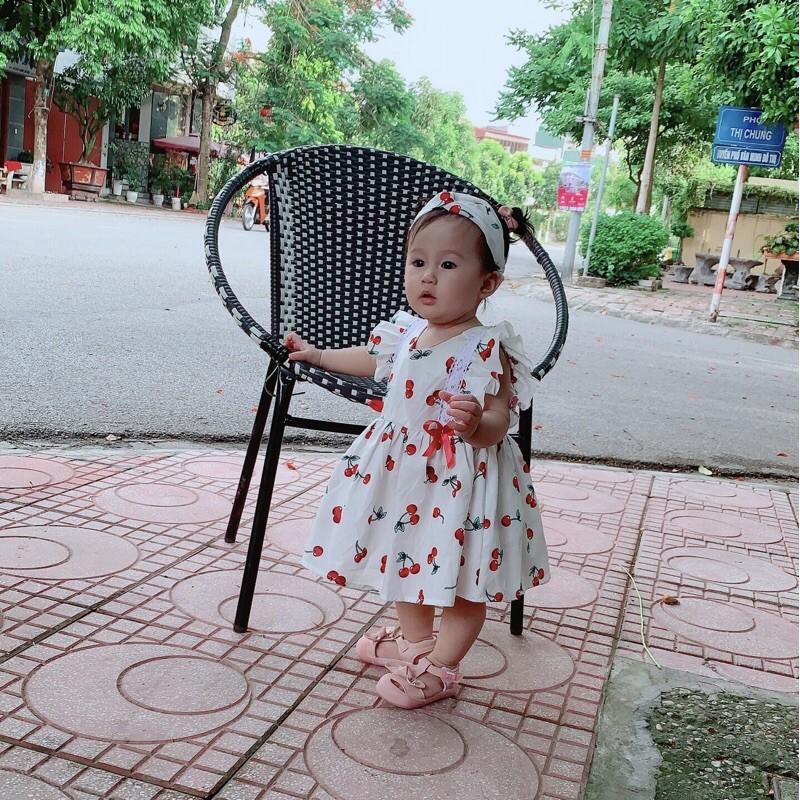 SIÊU PHẨM VÁY Trắng hoan tiết Cherry cho bé