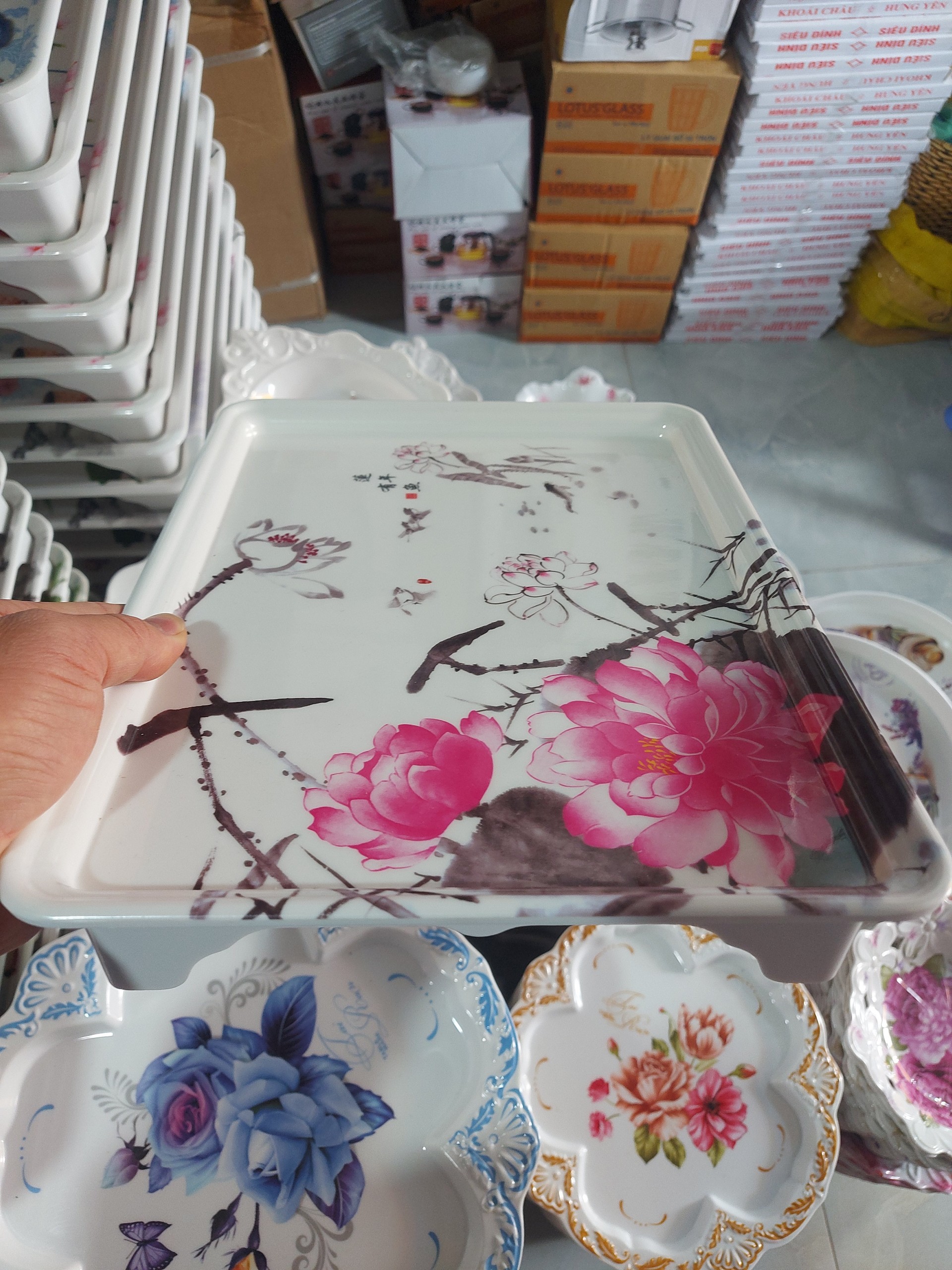 Khay melamine hoạ tiết hoa cao cấp(hình ngẫu nhiên) size to