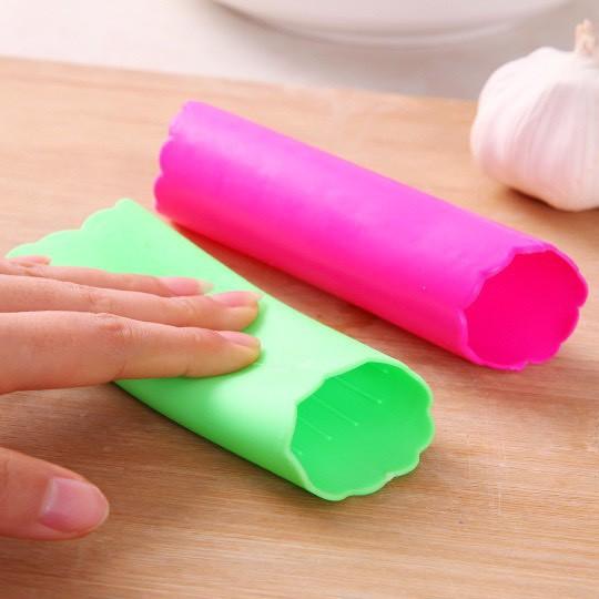 Bóc vỏ tỏi tiện dụng bằng silicone 88121 shop cr7