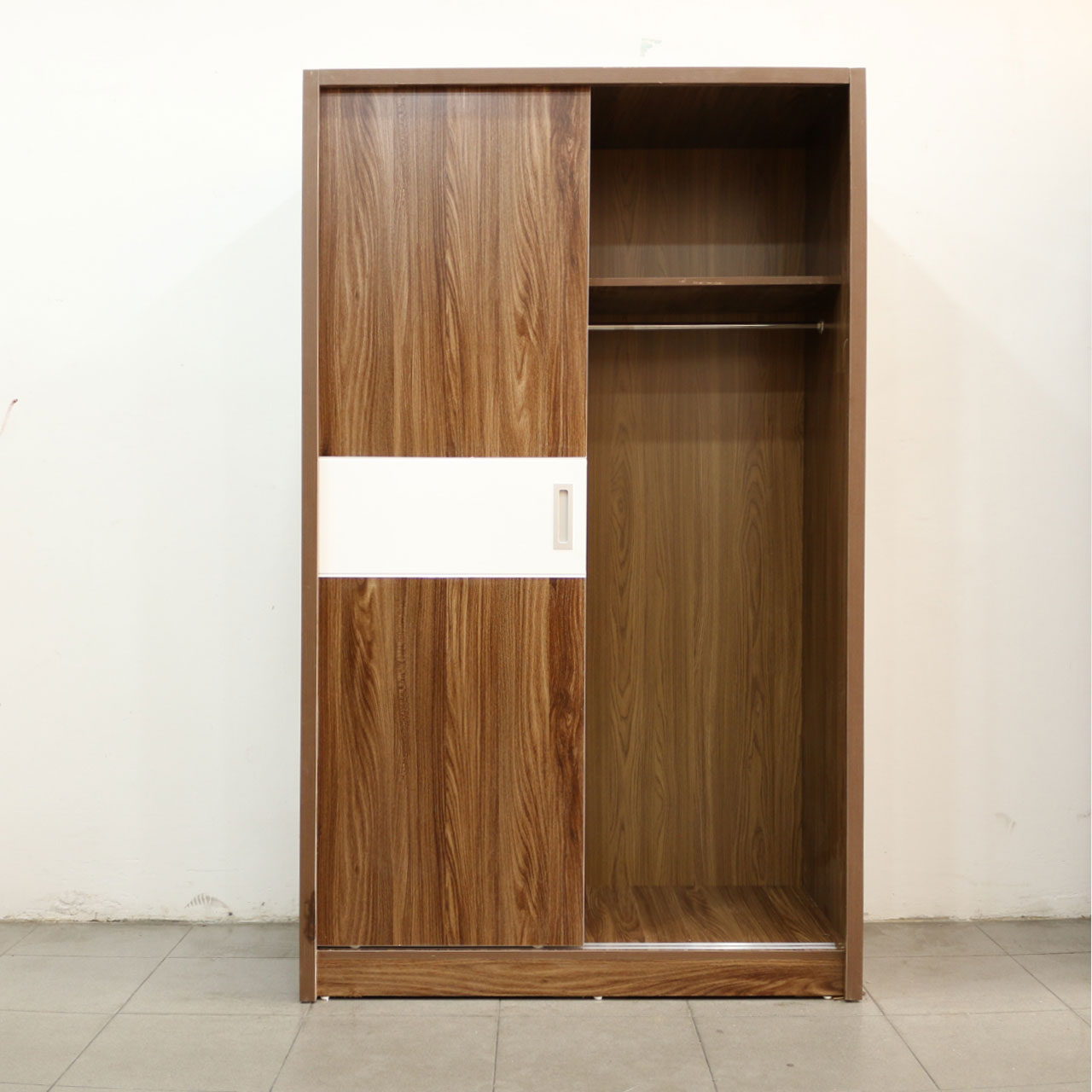 Tủ Áo Cửa Lùa 1m2X2m Gỗ MDF Melamine Màu Óc Chó Chỉ Trắng Viva