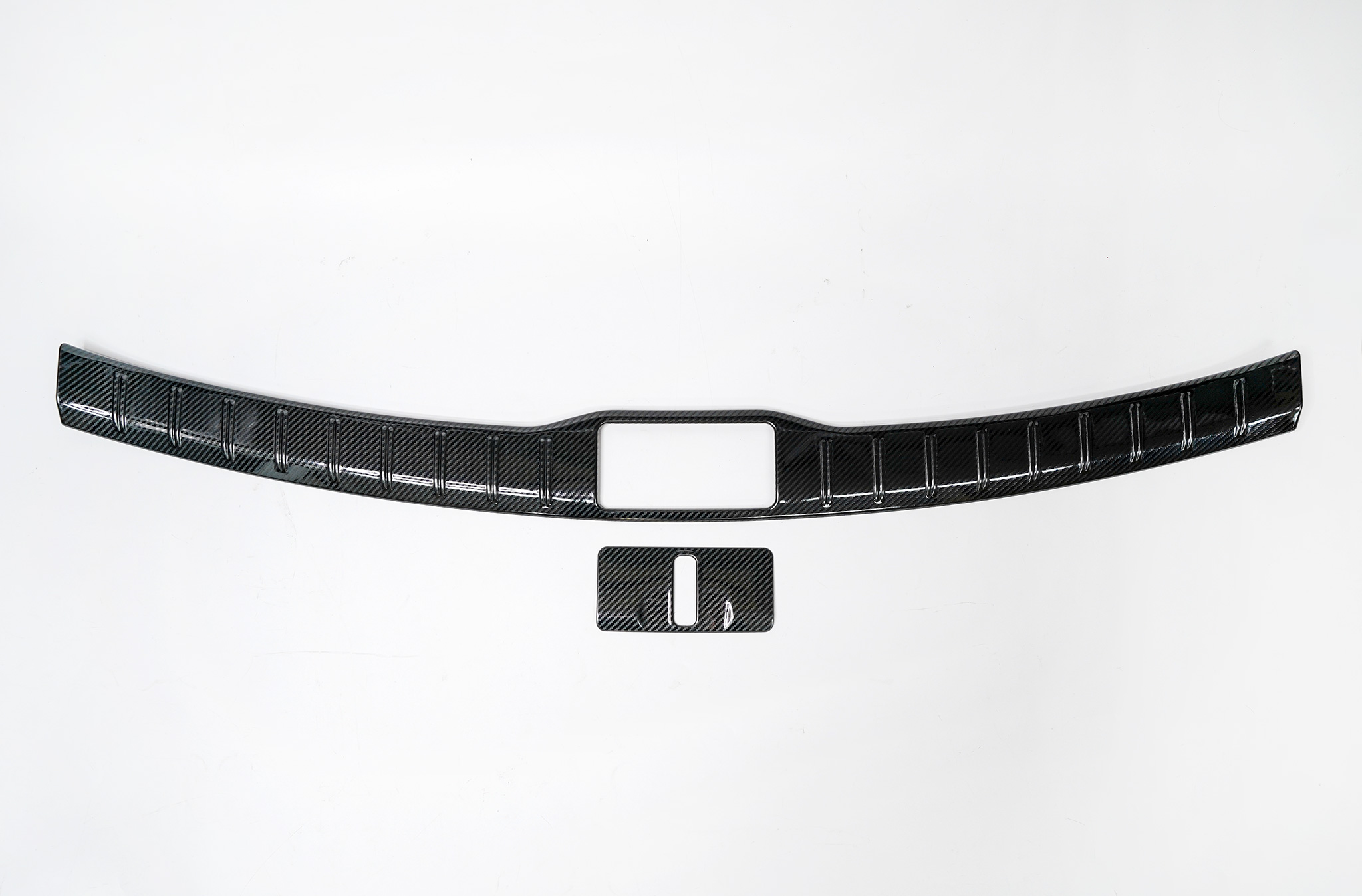 Nẹp Chống Trầy Cốp Trong Cao Cấp Dành Cho Xe Lexus RX350 2023+ - Phần Nhựa CARBON