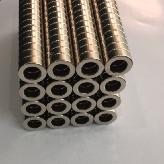 Nam châm viên đất hiếm 15x5 lỗ 9mm - Bộ 10 viên