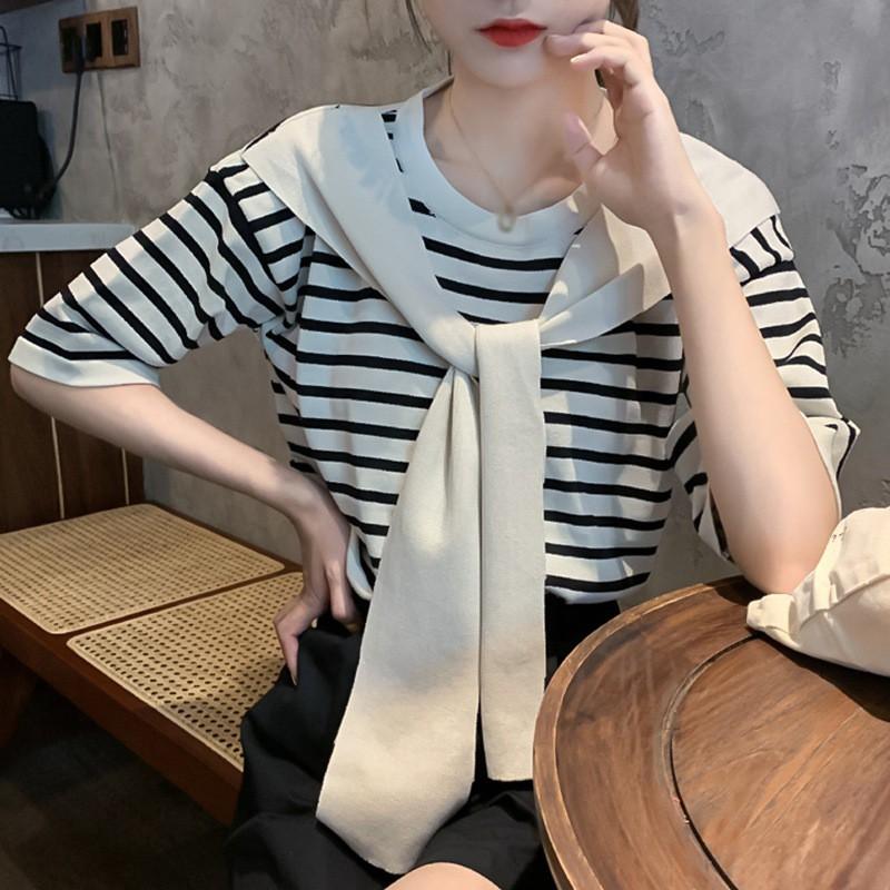 Áo thun với khăn choàng giả 2 lớp dáng rộng cổ tròn tay ngắn họa tiết kẻ sọc thời trang mùa hè