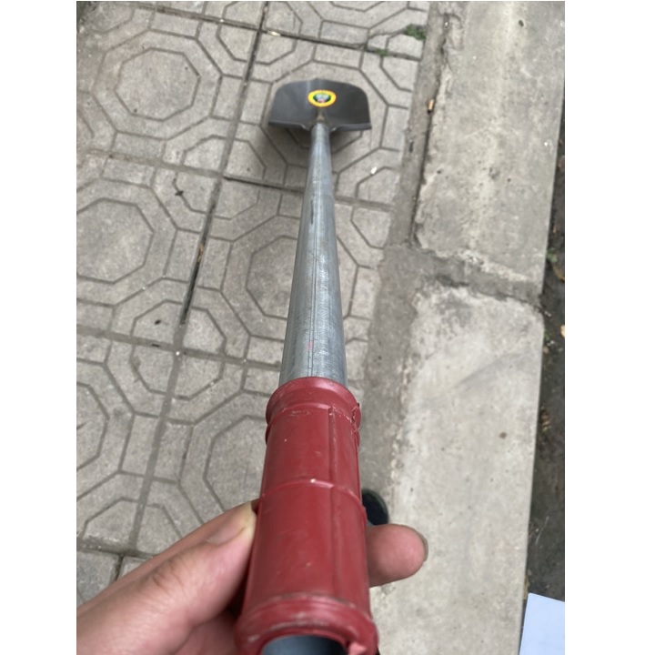 Xẻng thép trắng có cán sắt dài 1m, xúc đất trồng cây làm xây dựng