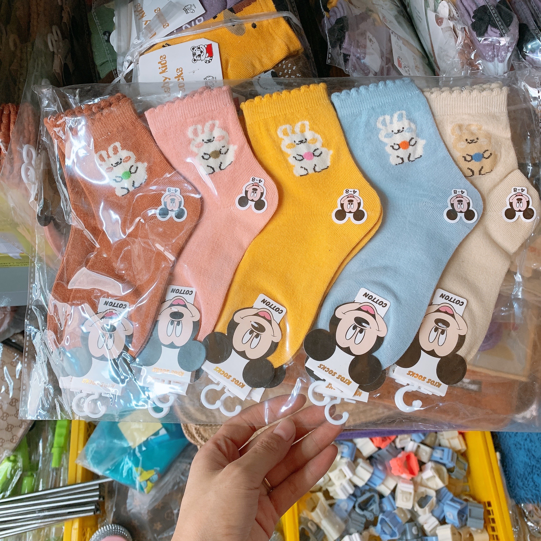 Tất hình thú gấu cao cổ tem micky