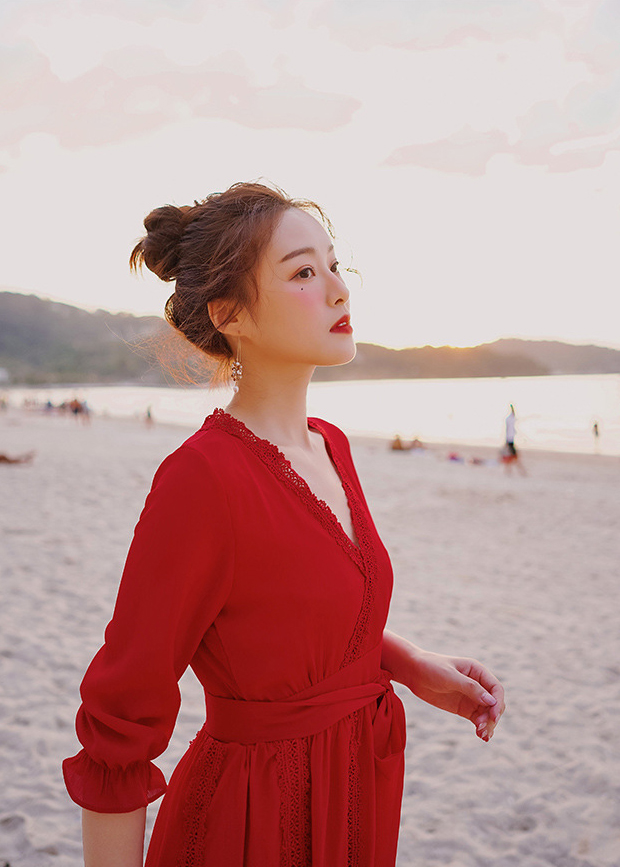 Váy maxi đi biển dài tay dáng lửng, cổ chữ V, lưng dây nơ điệu đà, thích hợp du lịch, đi biển, chụp ảnh | MX007