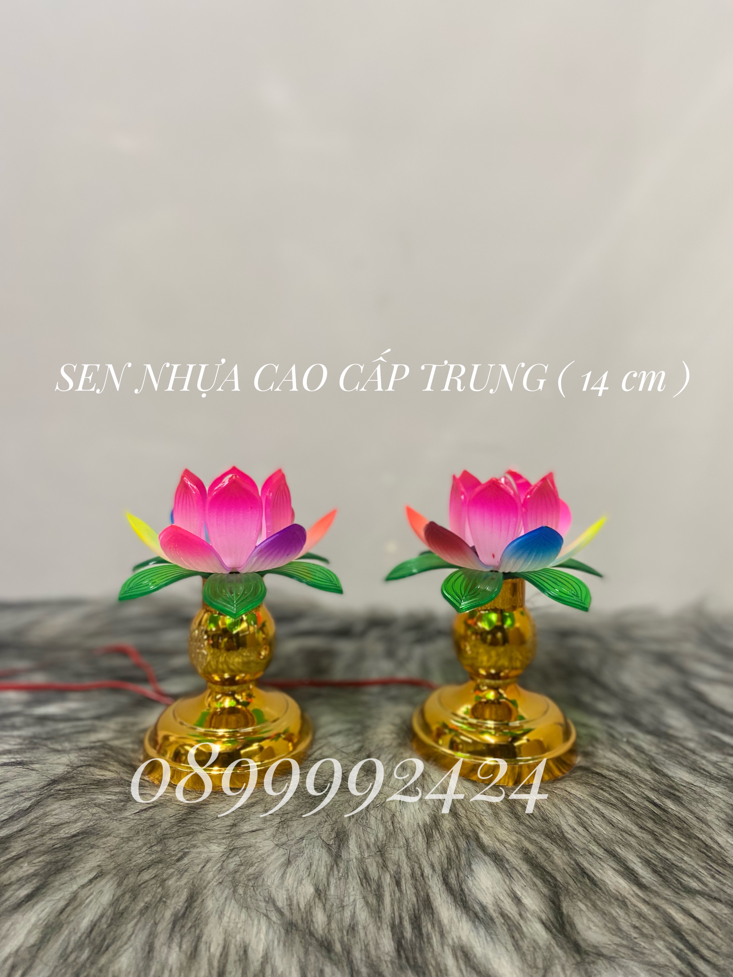 ĐÈN THỜ CAO CẤP SEN NHỰA TRUNG (14cm) 1 CẶP