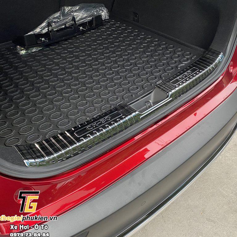 Ốp chống trầy cốp Titan Mazda CX-30, CX30