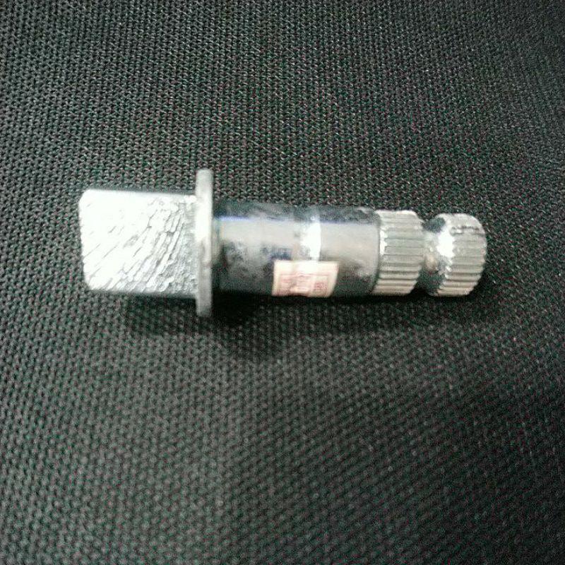 Trục tay bắt phanh GN125