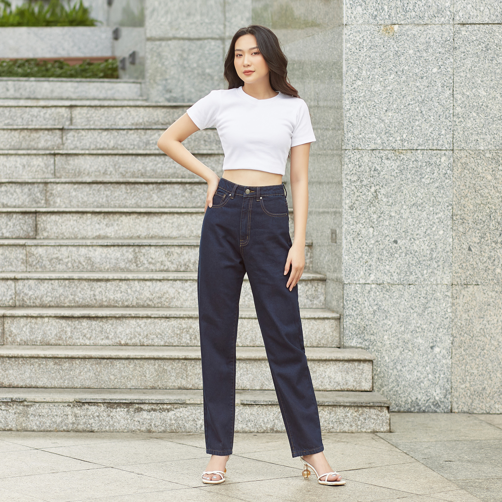 Quần Mom Jeans Lưng Cao Màu Indigo Aaa Jeans