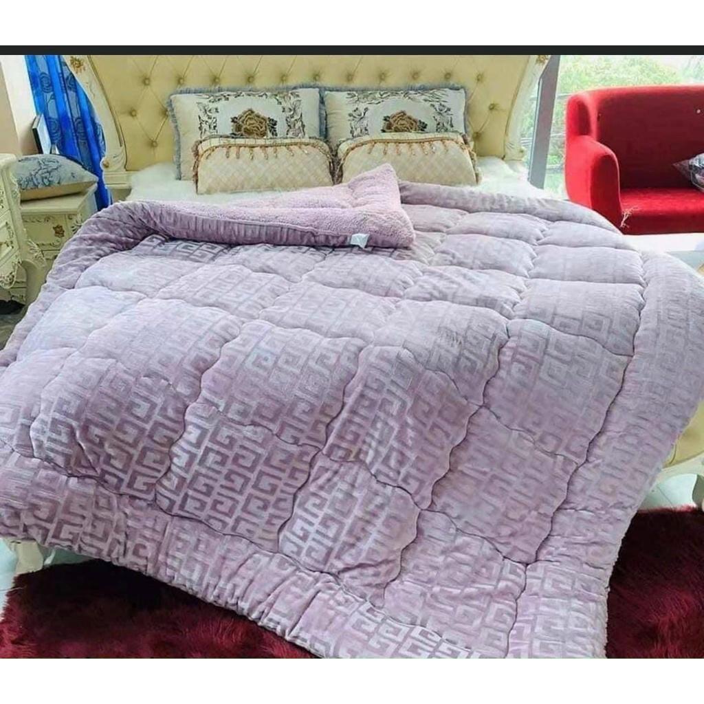 Chăn Cừu Chữ Vạn Trần Bông Dày 3,2kg Giá Siêu Rẻ PP
