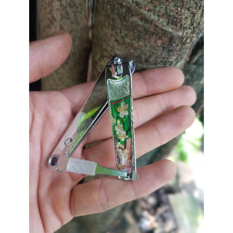 Bấm móng tay loại nhỡ dài 7.5 cm