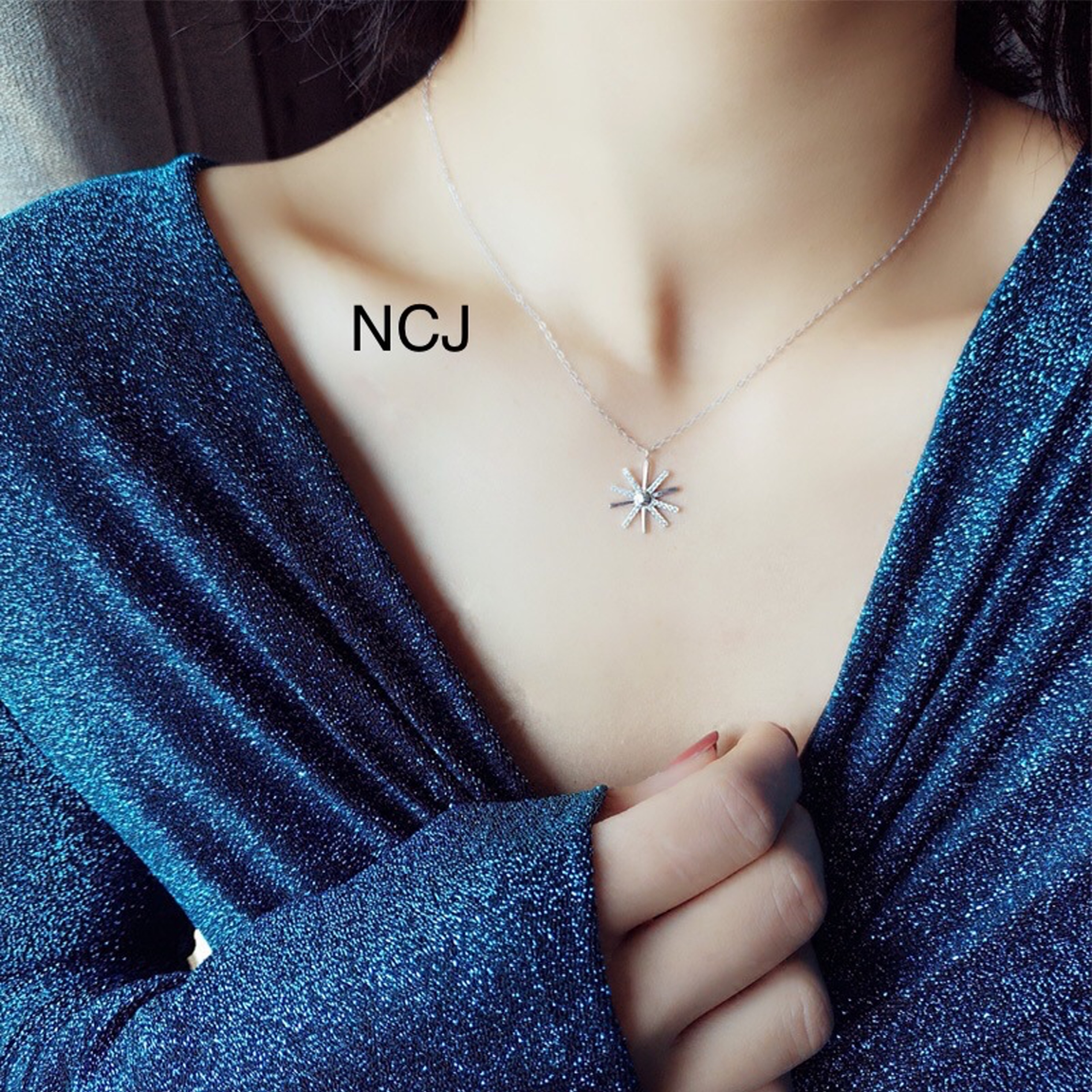 DÂY CHUYỀN NỮ, VÒNG CỔ BẠC MẶT DÂY CHUYỀN HOA MẶT TRỜI