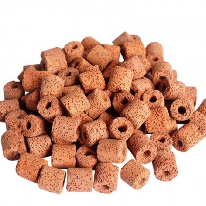 500gr Sứ nhẫn đỏ, sứ lỗ lọc nước hồ cá