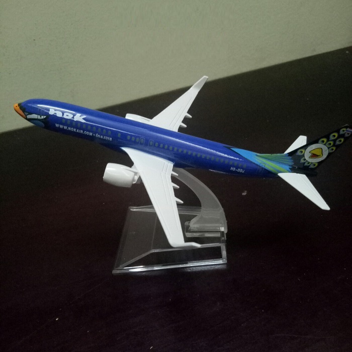 Mô hình máy bay tĩnh B737 Nok Air 16cm