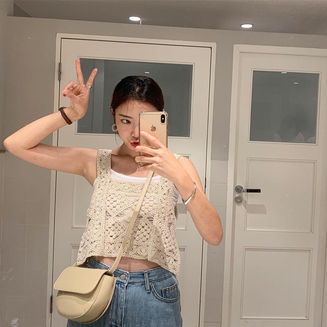 Áo 2 dây croptop lưới đi biển, mix váy áo