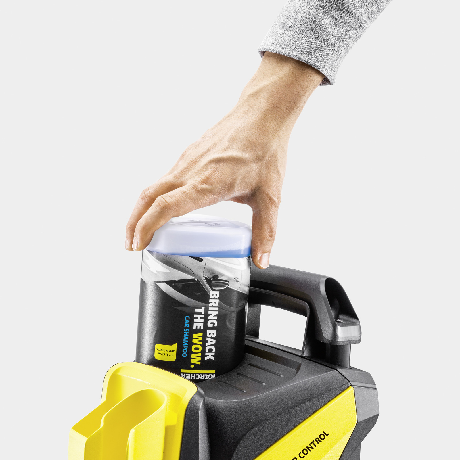 Máy phun rửa áp lực cao Karcher K 4 Power Control 