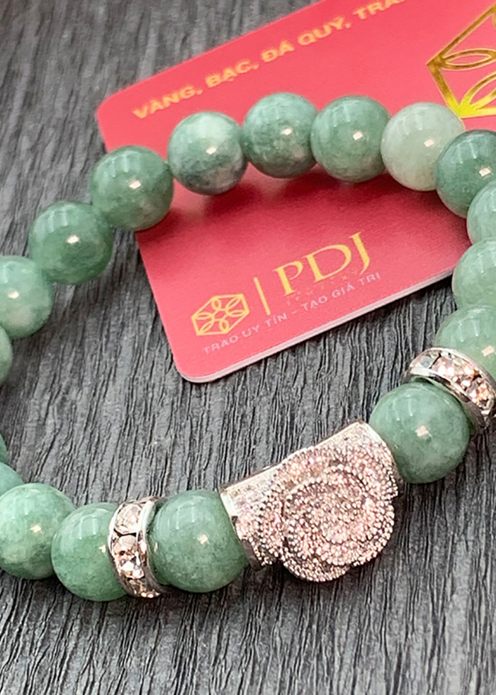 Vòng Đá Thạch Anh Xanh Ngọc 8 Ly Charm Hoa Đá Bạc