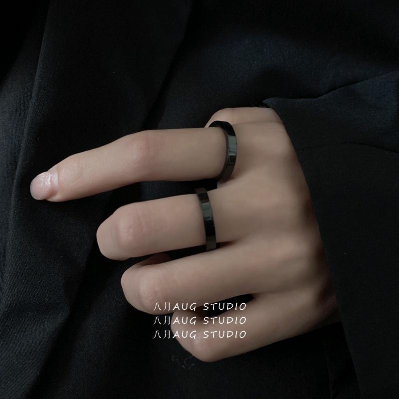 Nhẫn Trơn Thời Trang Less Ring Basic Unisex Nam Nữ Màu Đen Cá Tính Chất Liệu Inox Không Gỉ - Less Ring - Maxshopdoc