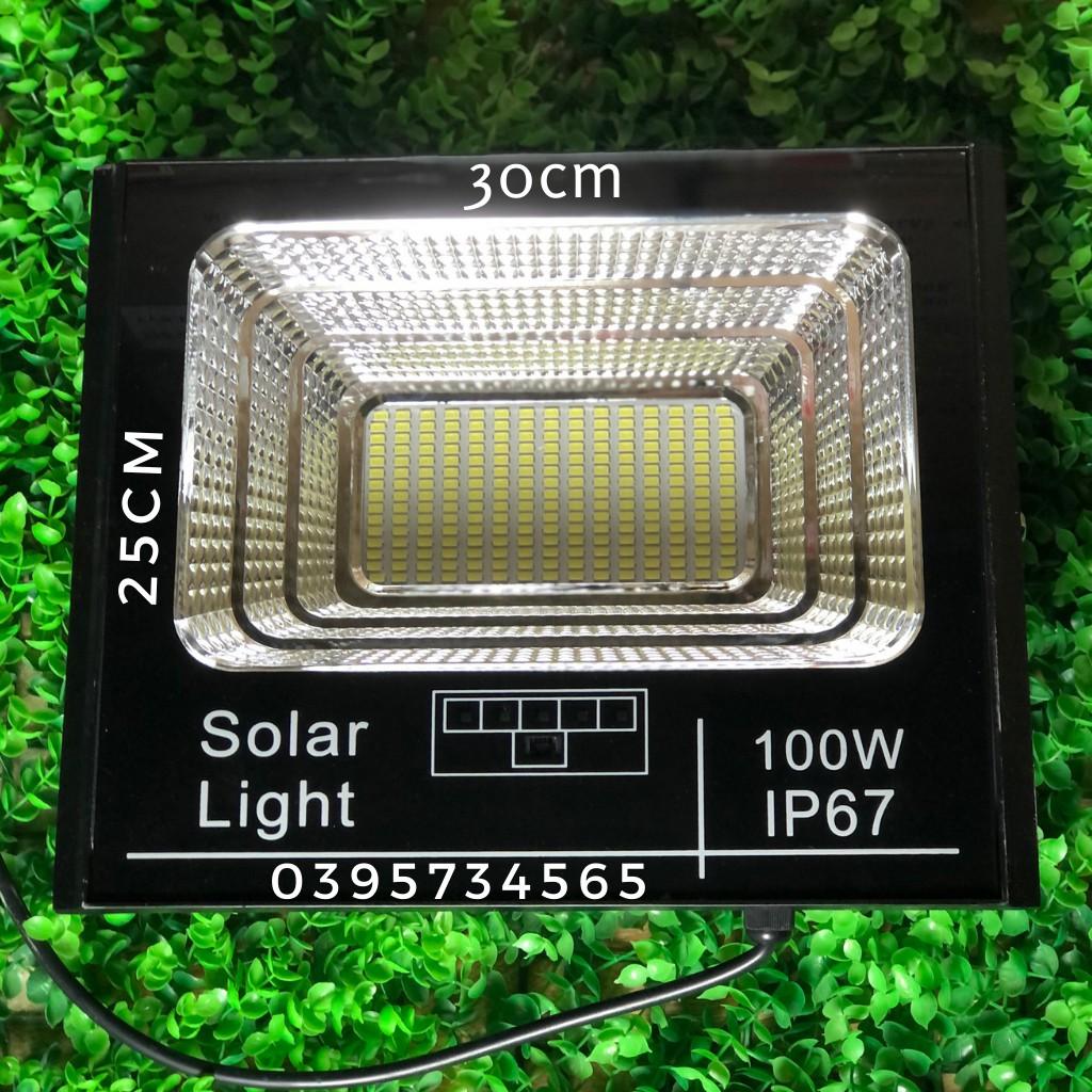 Đèn pha năng lượng mặt trời báo pin 100W nhôm đúc (BÁO PIN)
