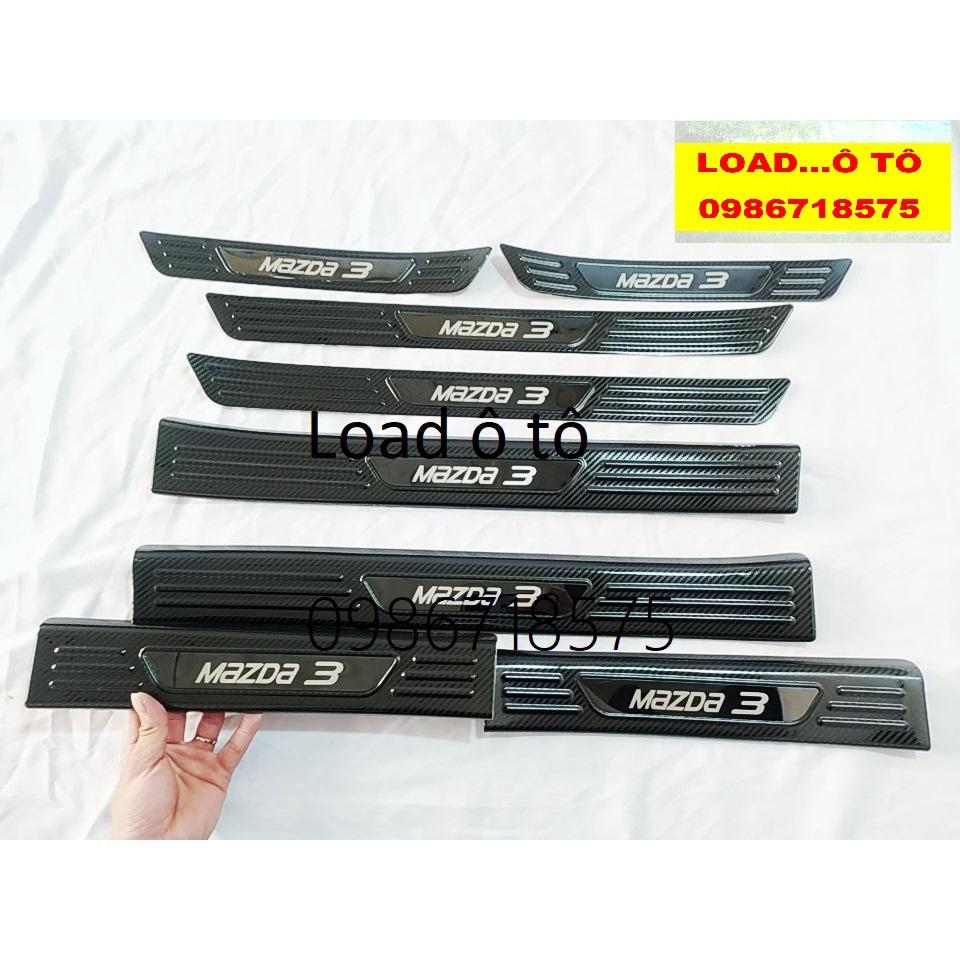 Bộ Ốp Bậc Cửa, Nẹp Bước Chân Mazda 3 2023-2020 Mẫu Vân carbon Cao Cấp