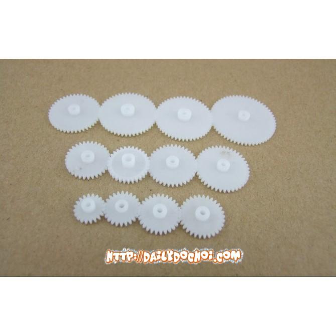 Bánh răng nhựa 12 loại dùng để chế ô tô điều khiển