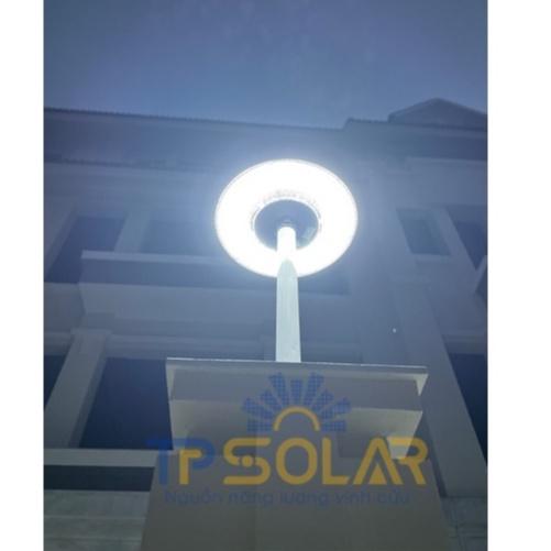 Đèn Sân Vườn UFO Năng Lượng Mặt Trời TP Solar TP-U250 TP-U500 TP-U600 Công Suất 250W 500W 600W Cảm Biến Chuyển Động