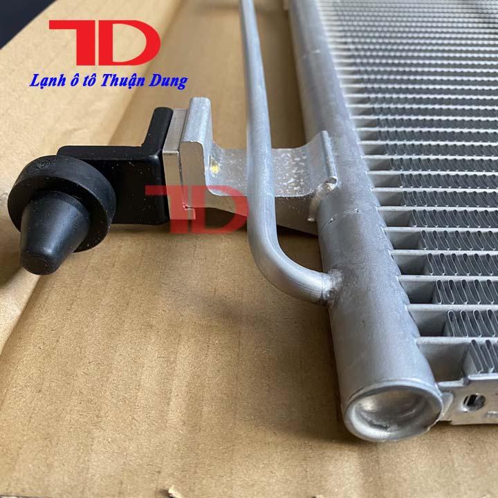 Dàn nóng HBS - JP110328 Xe tải Triton, két nước, tản nhiệt xe tải - Điện Lạnh Ô Tô Thuận Dung