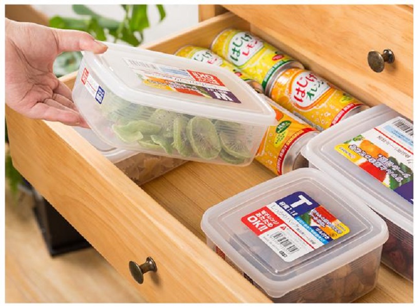 Hộp đựng/cất bảo quản thực phẩm ( Chữ nhật 2000ml ) + 01 Rổ nhựa 2 lớp (1.5 L) cao cấp ( Giao hàng ngẫu nhiên ) - Hàng nội địa Nhật Bản.