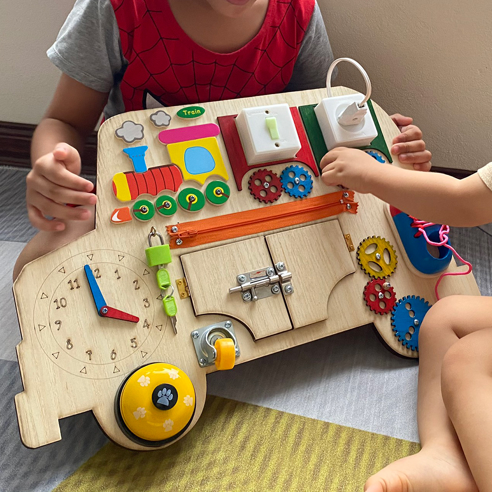 Bảng Đồ Chơi Gỗ Busy Board Benrikids Hình Ô Tô Bảng Bận Rộn Giúp Bé Học Kỹ Năng An Toàn Cho Trẻ Mầm Non Và Học Số Đếm