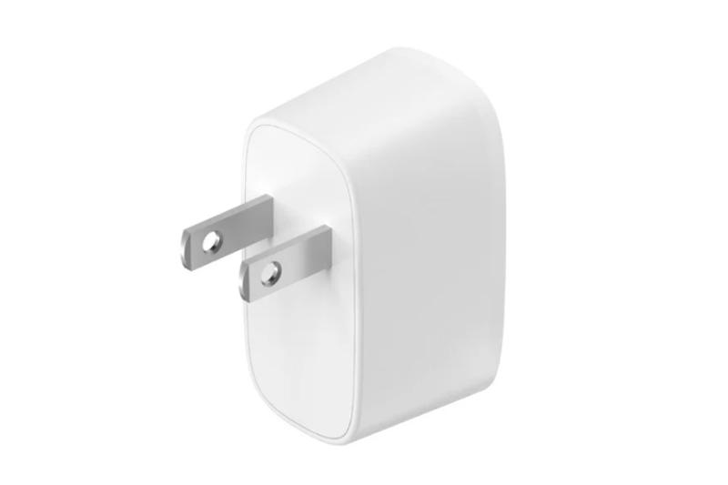 Adapter sạc 12W Belkin WCA002 - Hàng chính hãng