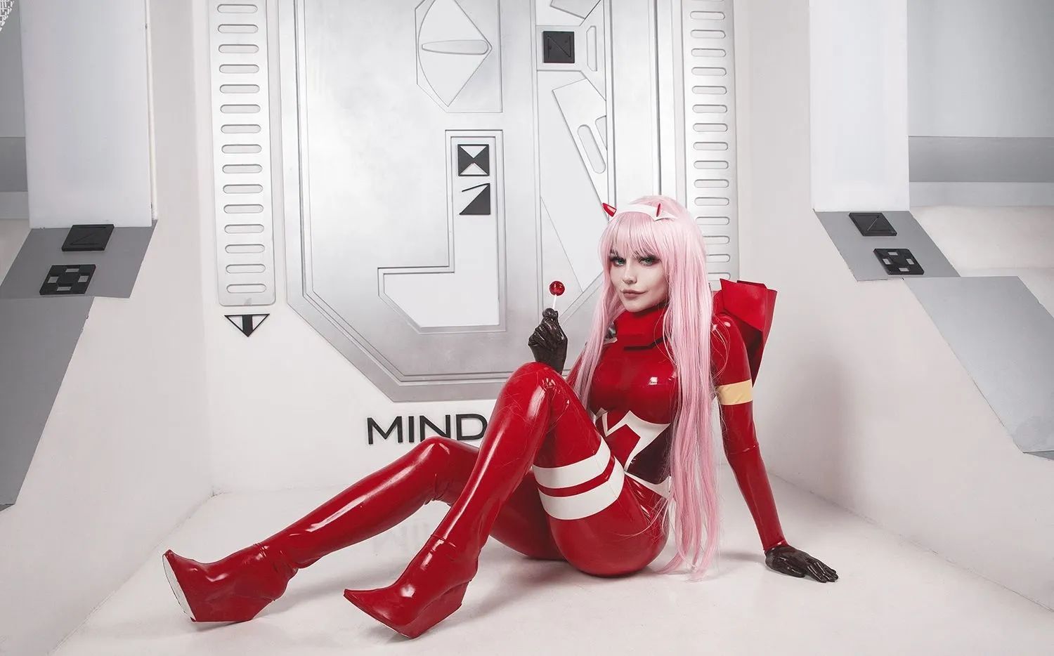 hình cosplay chapter 317 16