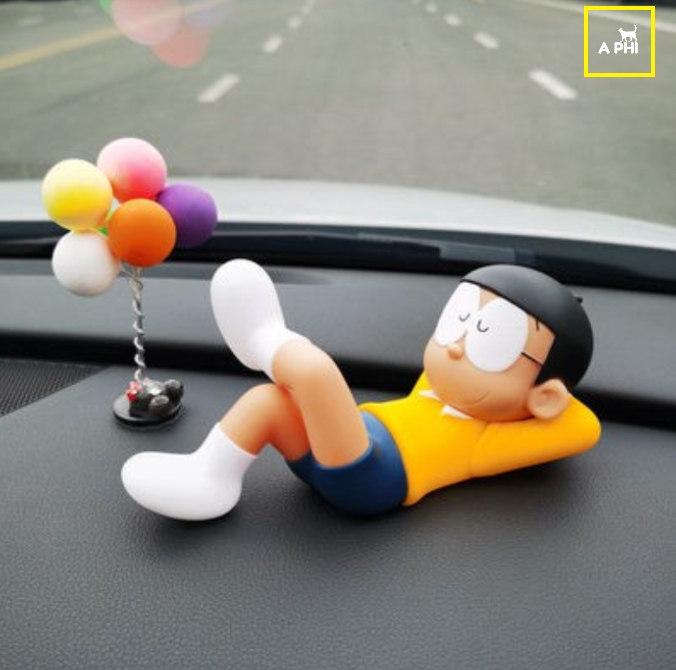 Mô hình Nobita nằm ngủ siêu to khổng lồ dài 19cm trang trí ô tô để bàn