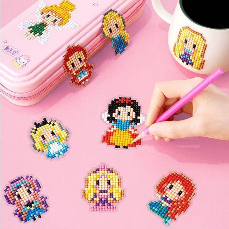 32 Hình Tranh Đính Đá Kim Cương Giả Mini Tạo Sticker Công Chúa Cho Bé Trang Trí