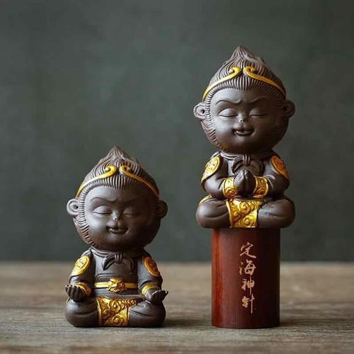Tượng Tôn Ngộ Không Chắp Tay Bái Có Gậy - Trang Trí Hồ Cá - Phòng Làm Việc