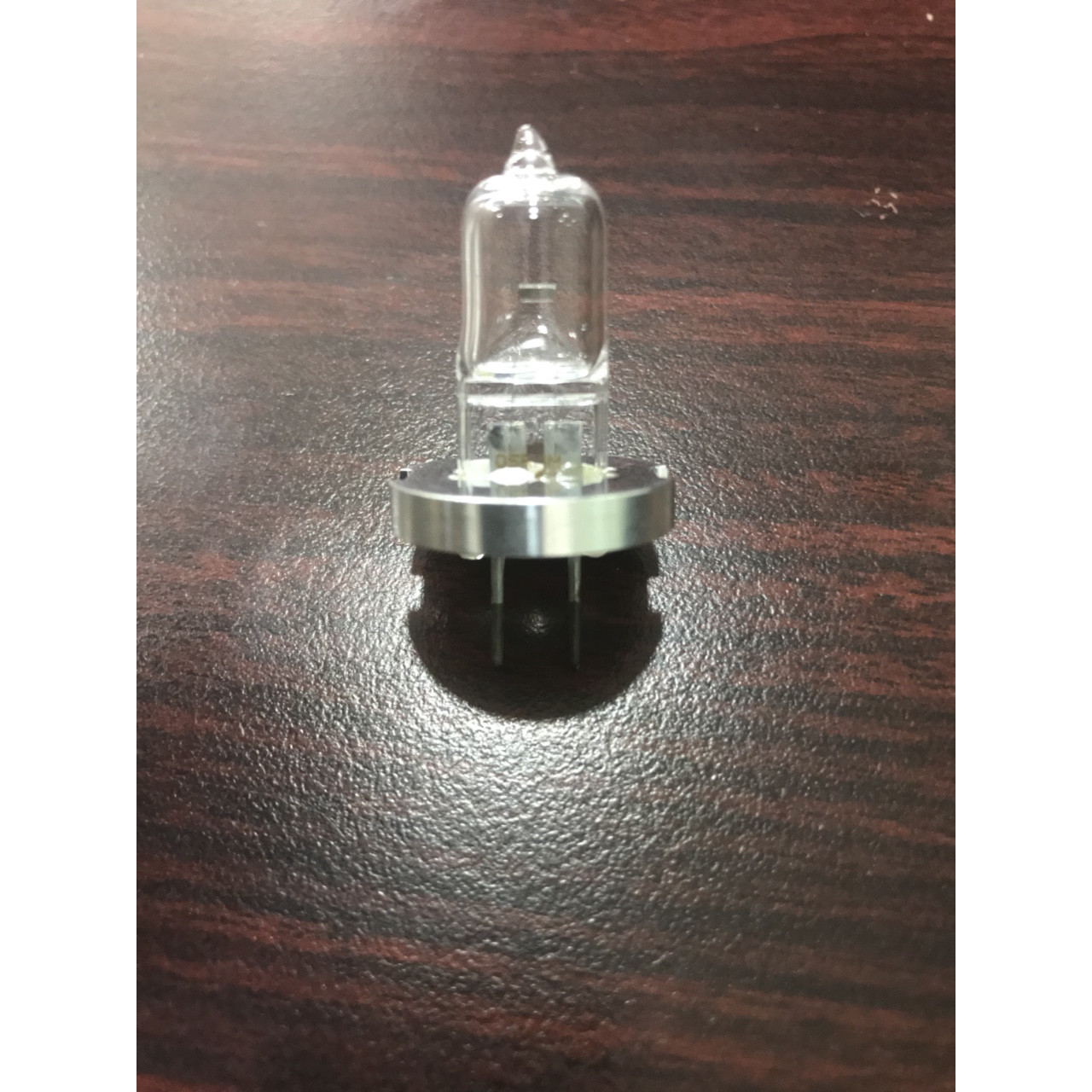 Bóng đèn Halogen 12V 30W cho máy sinh hiển vi khám mắt